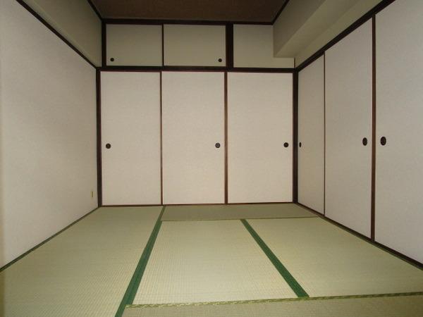 エステマール弥刀