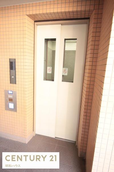 ウィスタリアオーク