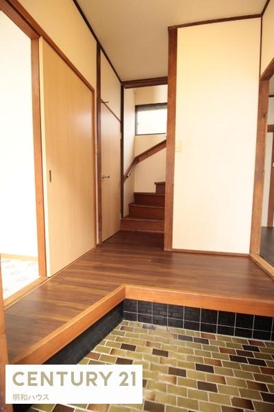 坂戸千代田貸家(玄関)