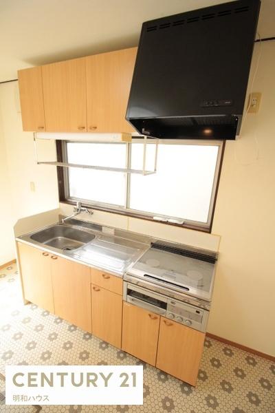 坂戸千代田貸家(キッチン)