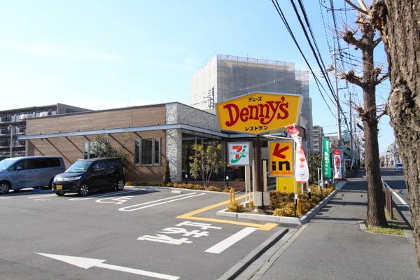 富士見小坂貸家(デニーズ鶴ヶ島店)