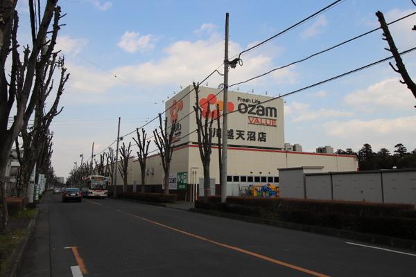 ルミエール松ヶ丘(オザムバリュー川越天沼店)