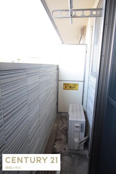 クレセント上広谷