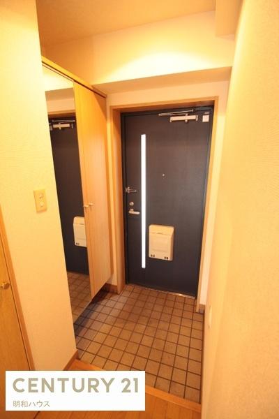 ウィングタワーズ(玄関)