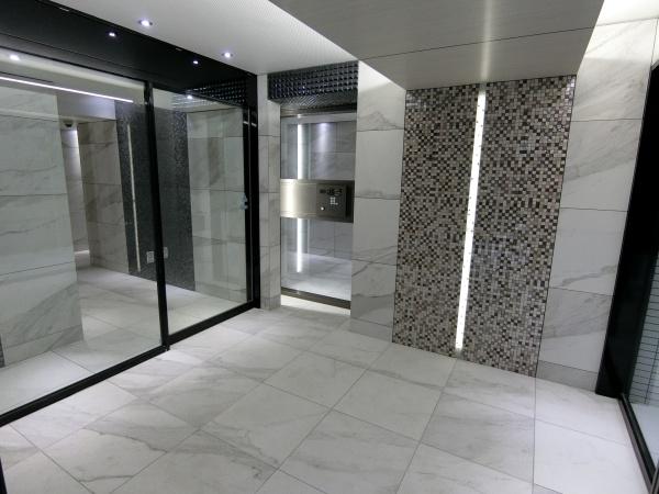 ディアレイシャス西川口(エントランス)