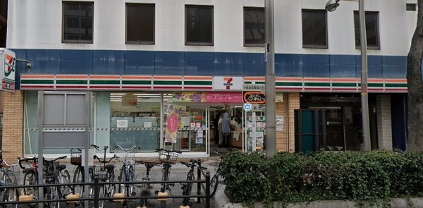 コンフォリア・リヴ心斎橋鰻谷Q(セブンイレブン大阪長堀心斎橋店)
