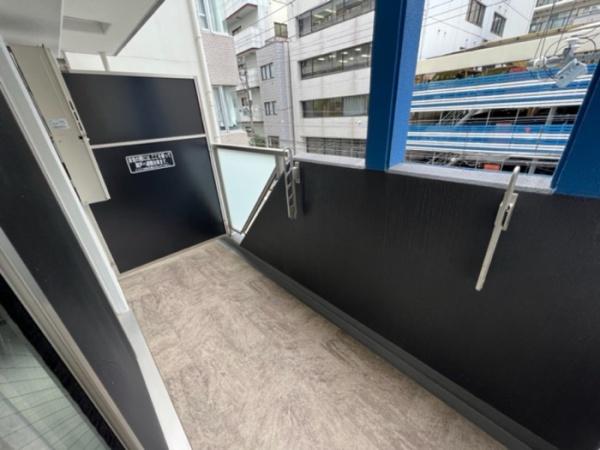 大阪市西区新町１丁目のマンション