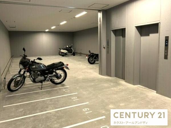 ローレルタワー堺筋本町