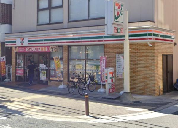 レオパレスシャルマン(セブンイレブン大阪中浜3丁目店)