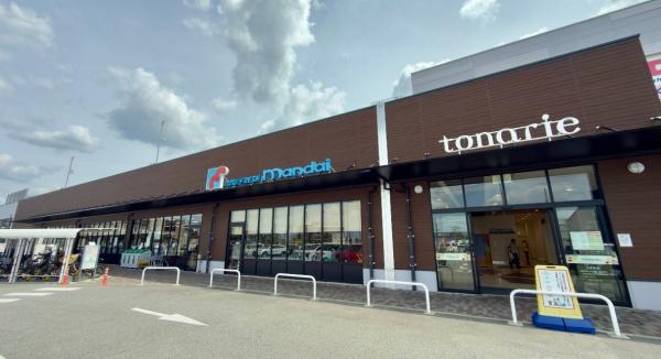 シエリアシティ星田駅前ウエストスクエア(万代トナリエ星田店)