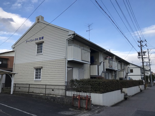 春日井市気噴町北２丁目のアパート