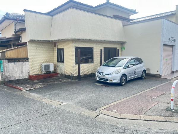 福岡市早良区野芥8丁目店舗付き戸建