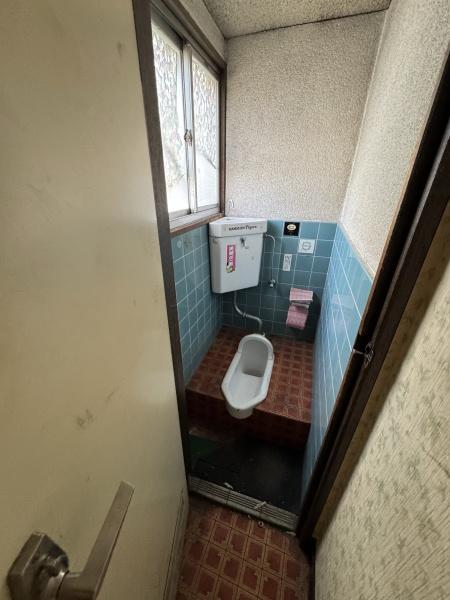 京都市伏見区深草直違橋２丁目の店舗（一戸建）