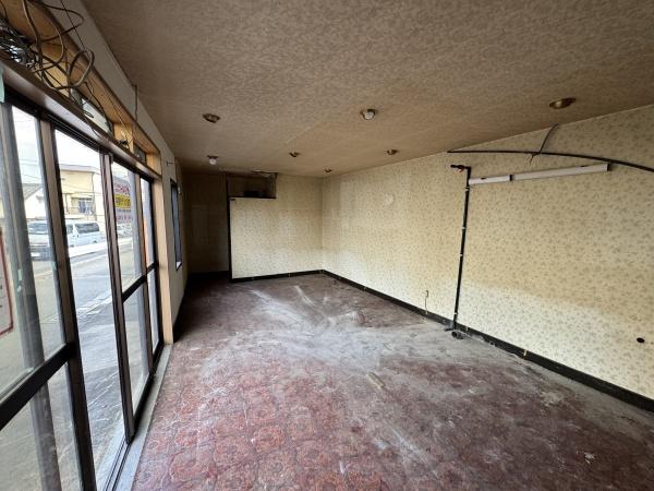 京都市伏見区深草直違橋２丁目の店舗（一戸建）