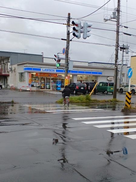 クレールB(ローソン旭川新富店)