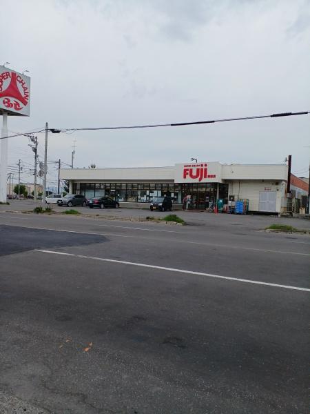 クレールB(スーパーチェーンふじ新富店)