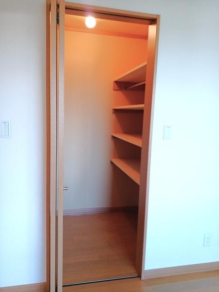 アナスタシーヤすえひろ