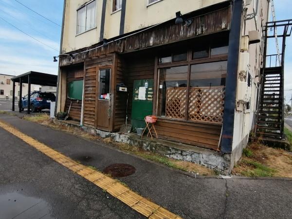 北海道旭川市春光４条７丁目４－４店舗（居酒屋）