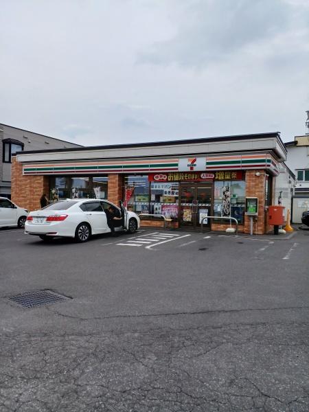 ガーデンパーク(セブンイレブン旭川新富2条店)