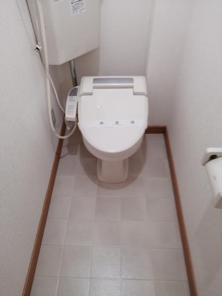 オオクボ(トイレ)