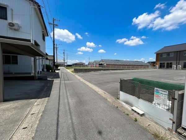 西尾市一色町味浜東下浜のアパート