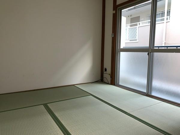 太陽マンション　西棟