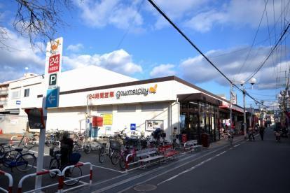 インテリジェントマンション・エソール(グルメシティ長瀬店)