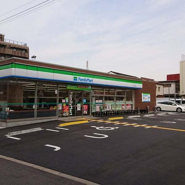 レスポワール城北(ファミリーマート生江三丁目店)
