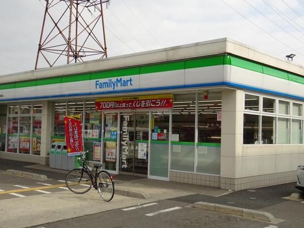 トキワハイツ(ファミリーマート門真大池町店)