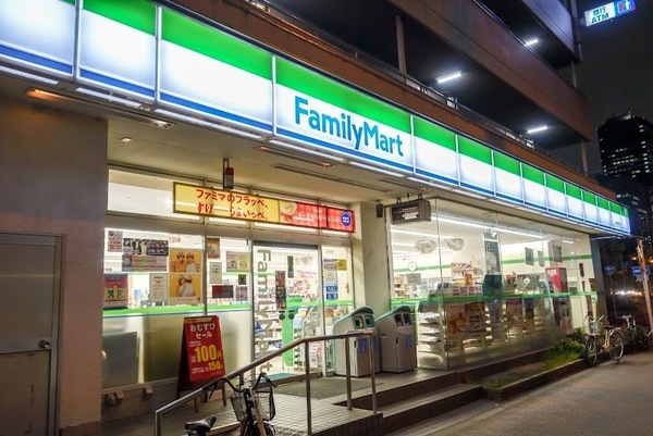 鴫野西3丁目貸家(ファミリーマート城東鴫野西店)