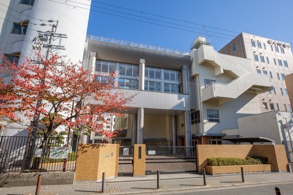 エルドムス陽光三番館(大阪市立玉津中学校)