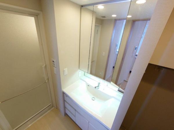 ロジュマンタワー梅田