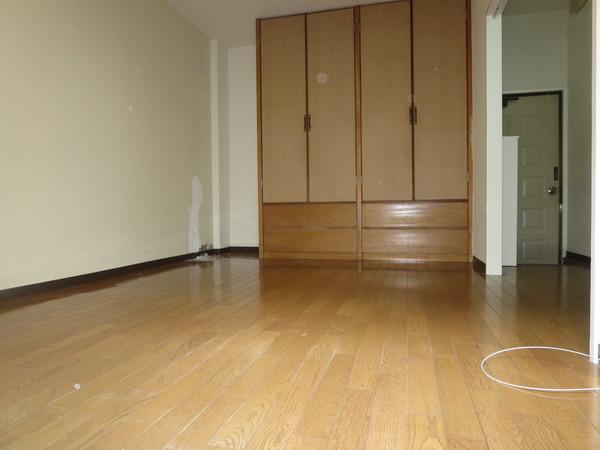 大阪市東淀川区相川2丁目のマンション(リビング)