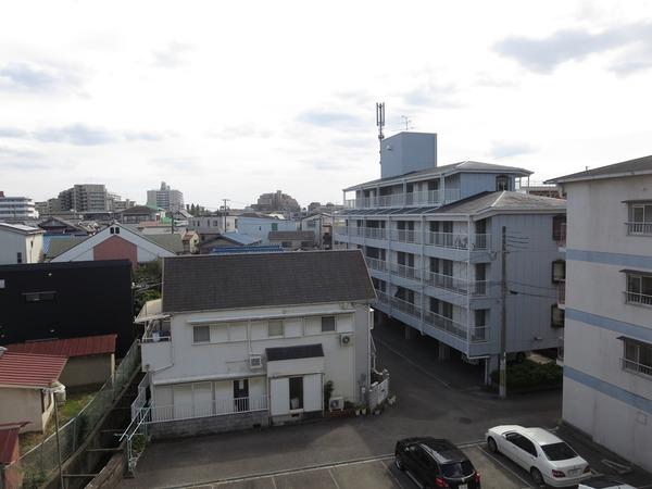 吹田市山手町４丁目のマンション