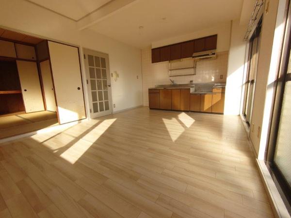 高槻市栄町１丁目のマンション