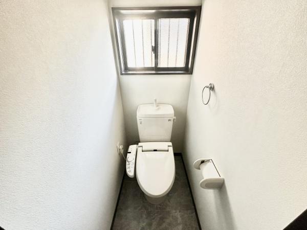 西宮市松園町戸建て
