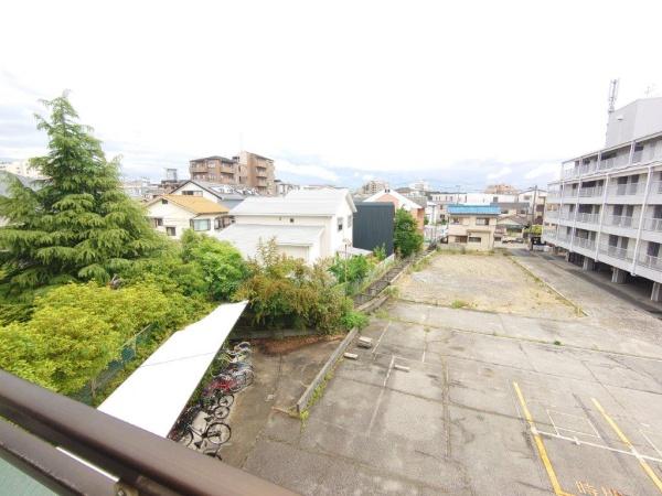 吹田市山手町４丁目のマンション