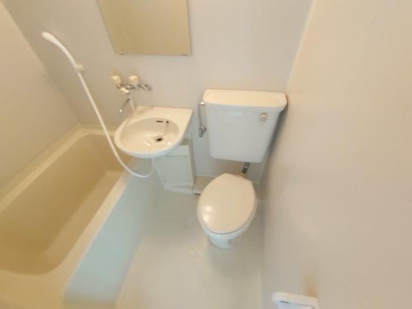 吹田市山手町４丁目のマンション