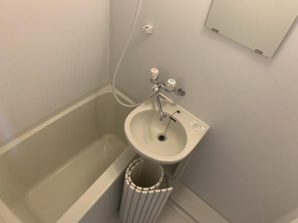 吹田市山手町４丁目のマンション