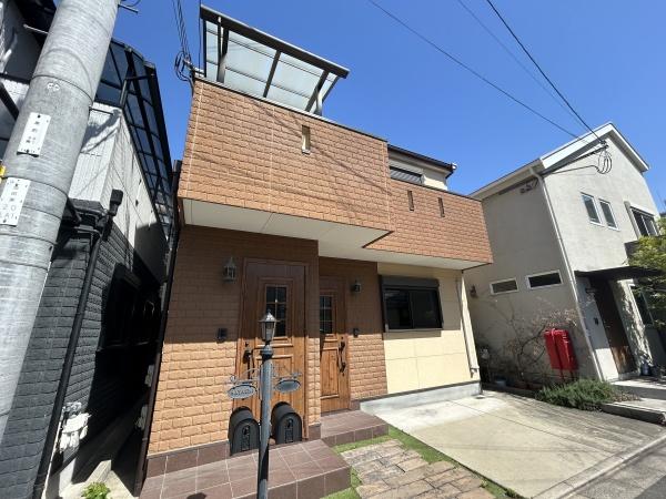 エルミタージュ金田町1階