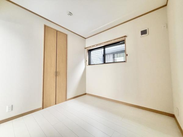 エルミタージュ金田町1階
