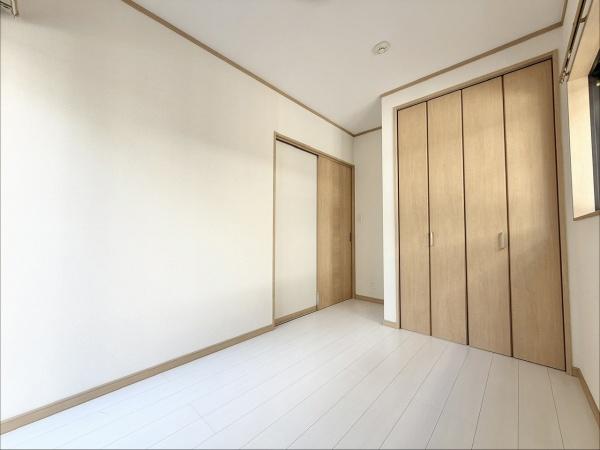 エルミタージュ金田町1階