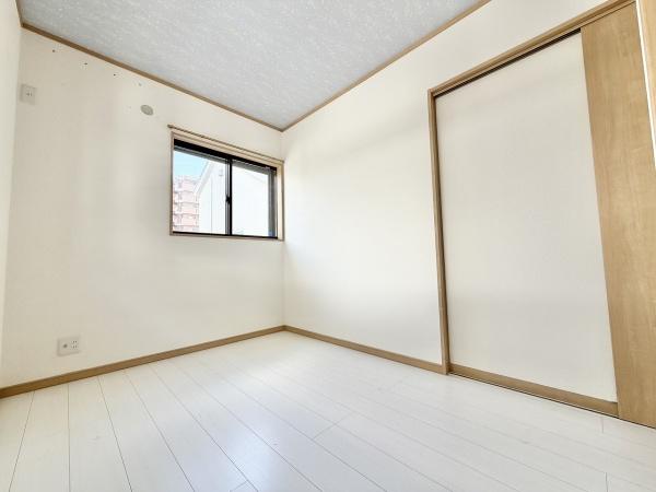エルミタージュ金田町2階