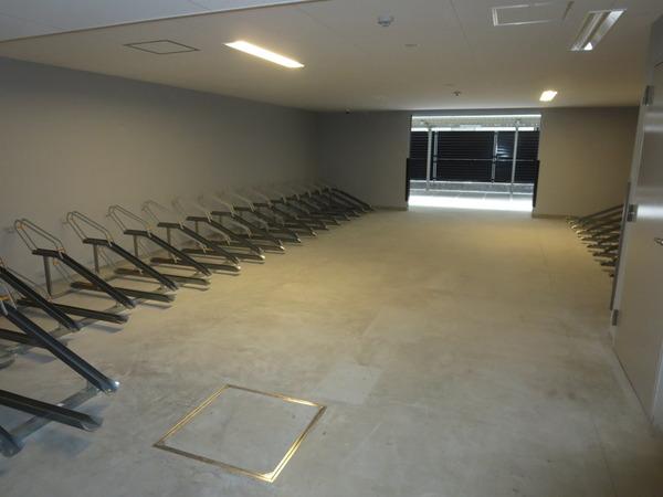 プレサンス心斎橋ニスト