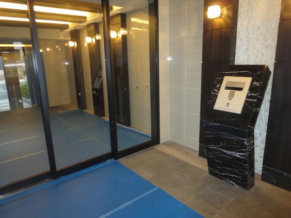 プレサンス心斎橋ニスト