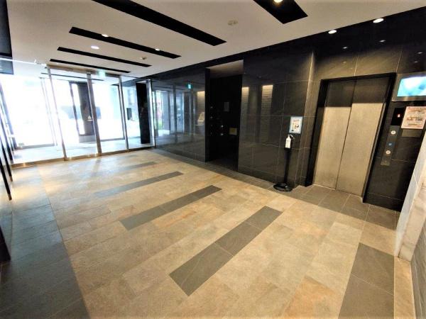 プレサンス堺筋本町駅前シェル