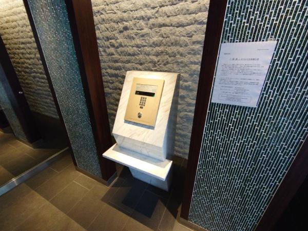 プレサンス堺筋本町駅前シェル
