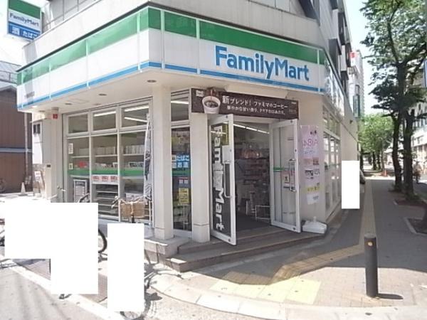 カサベルディ住道(ファミリーマート大東新町店)