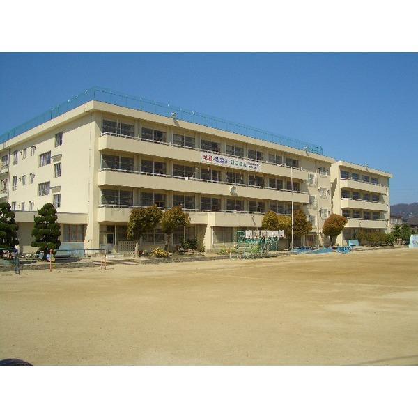 メゾン花園(大東市立灰塚小学校)