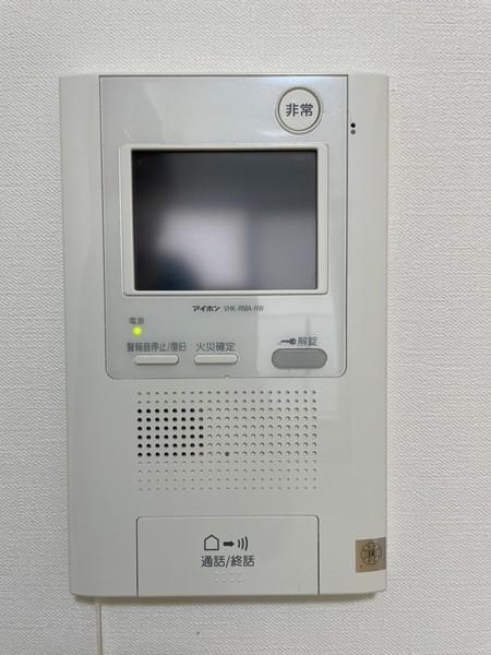LEON‐COMFORT-NANBA-SOUTH-GATE